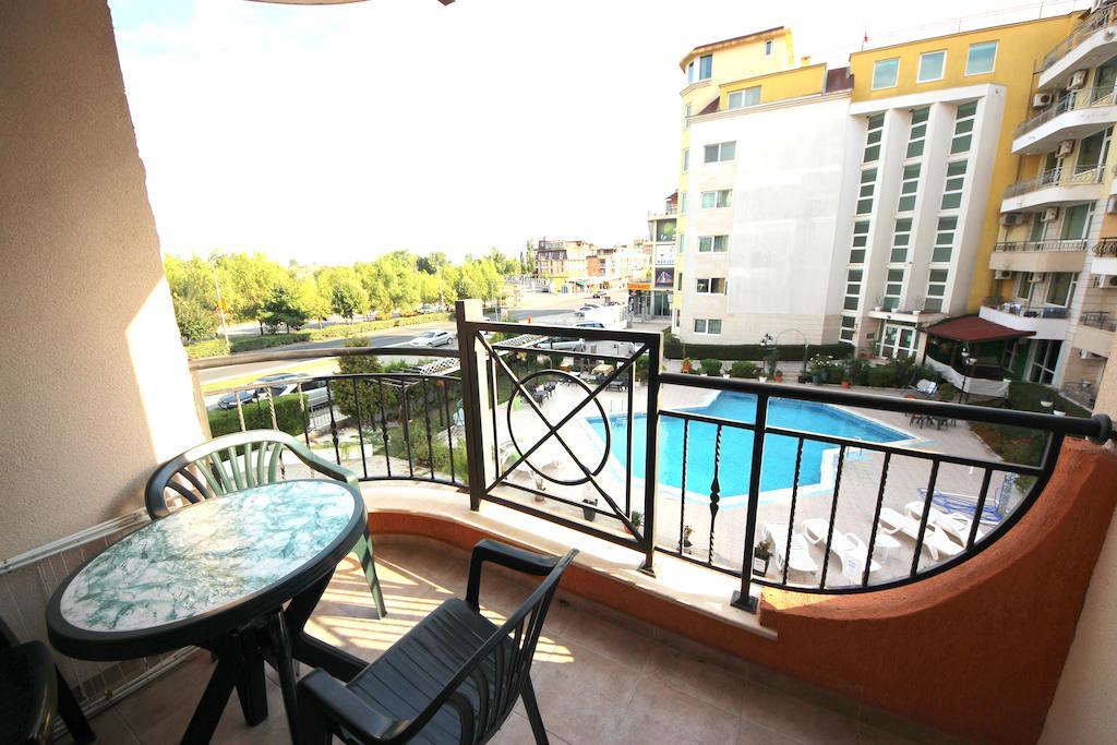 Menada Sea Regal Apartments Sunny Beach Room photo