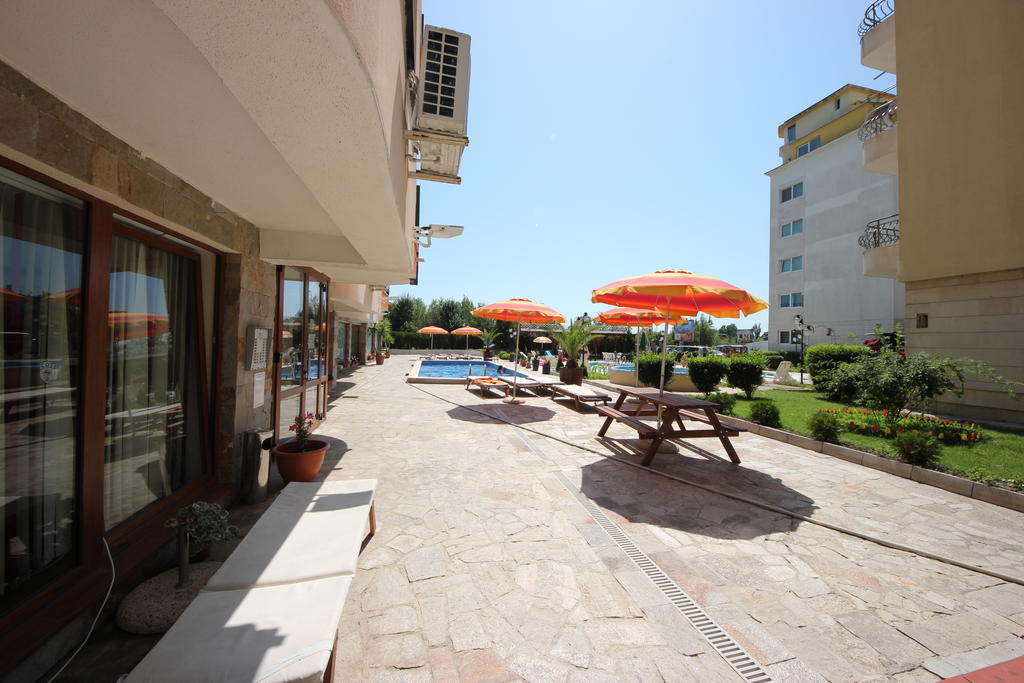 Menada Sea Regal Apartments Sunny Beach Exterior photo