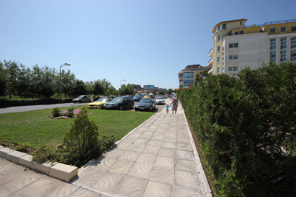 Menada Sea Regal Apartments Sunny Beach Exterior photo