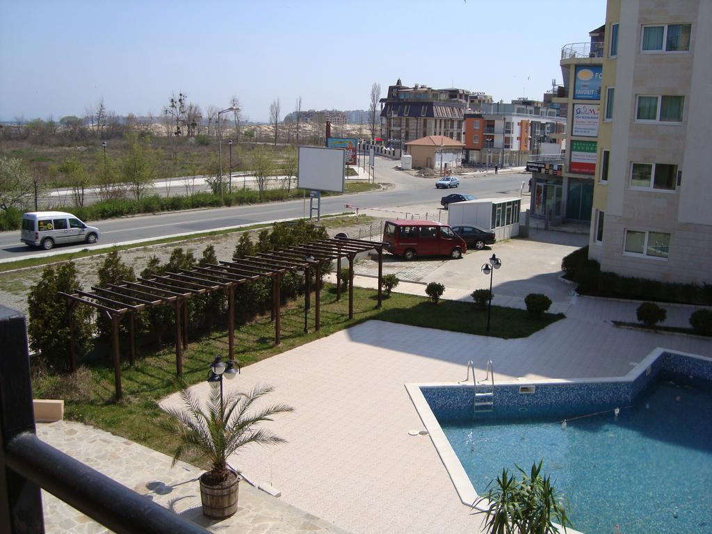 Menada Sea Regal Apartments Sunny Beach Exterior photo