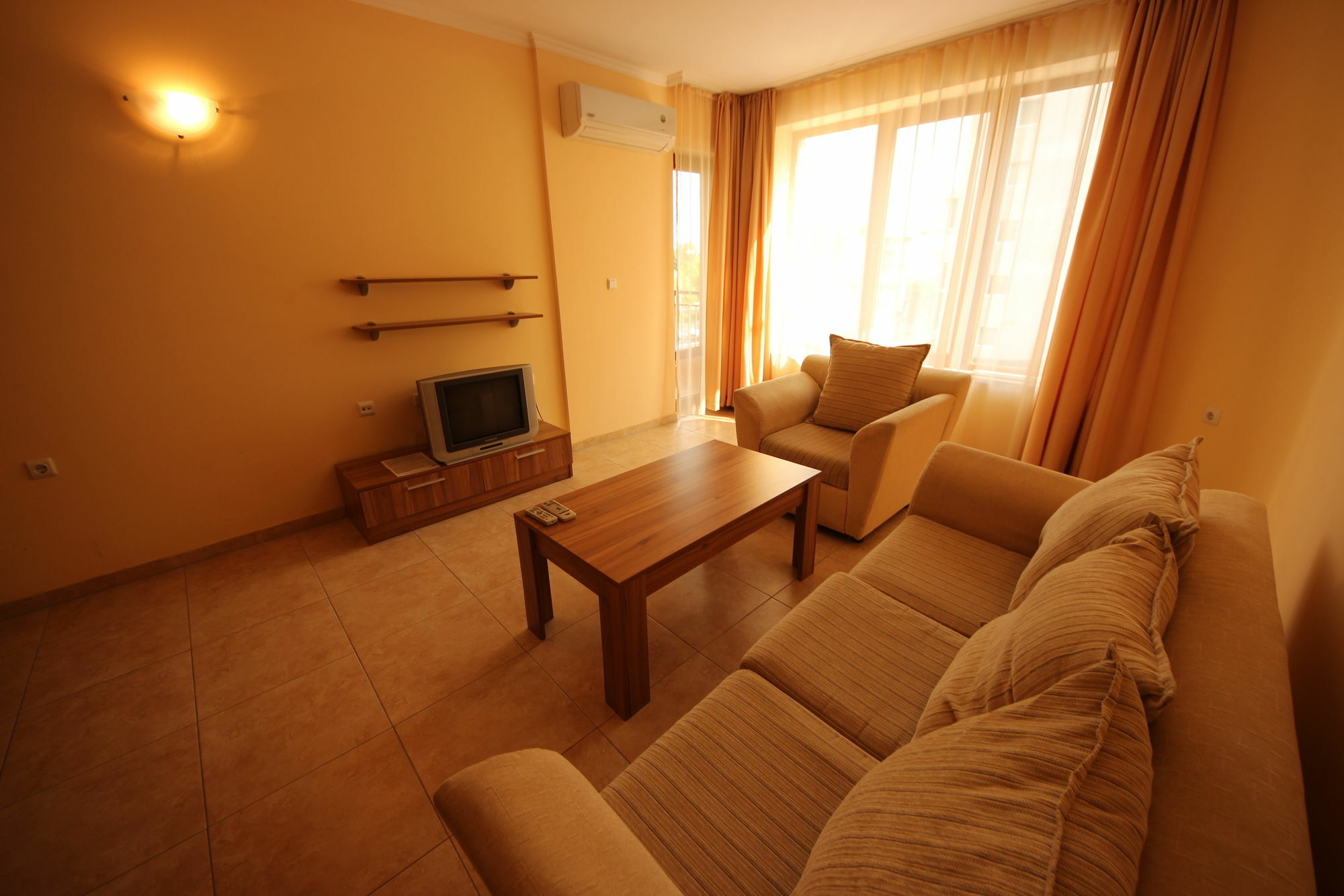 Menada Sea Regal Apartments Sunny Beach Exterior photo