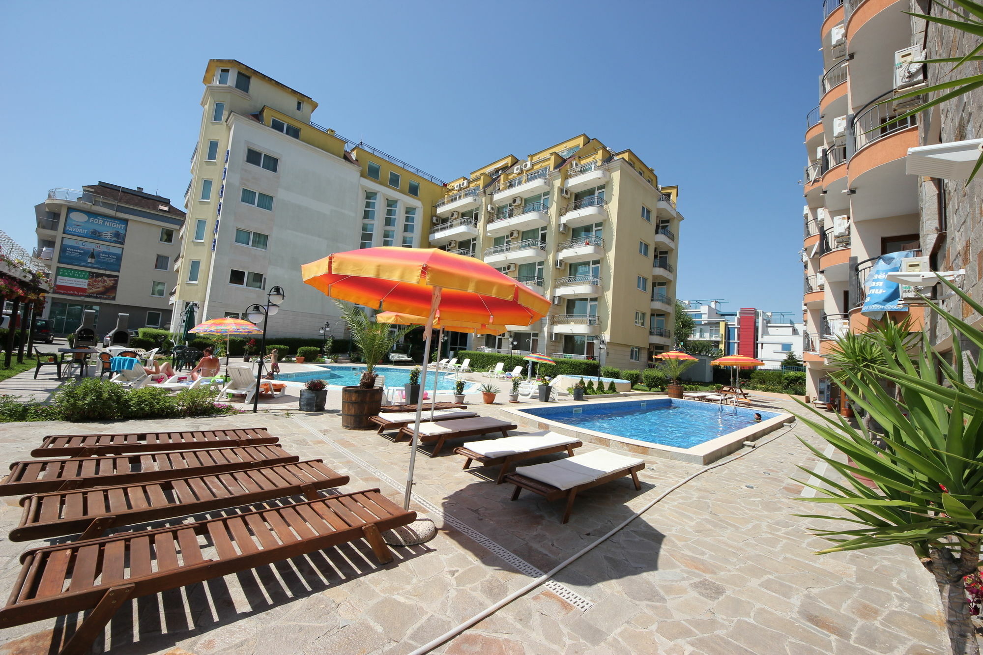 Menada Sea Regal Apartments Sunny Beach Exterior photo